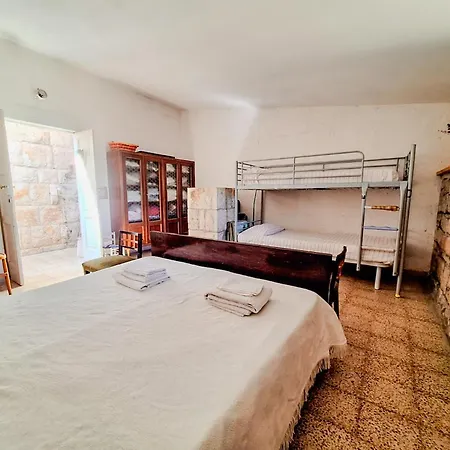 בית נופש Masseria Pietraviva אלטאמורה
